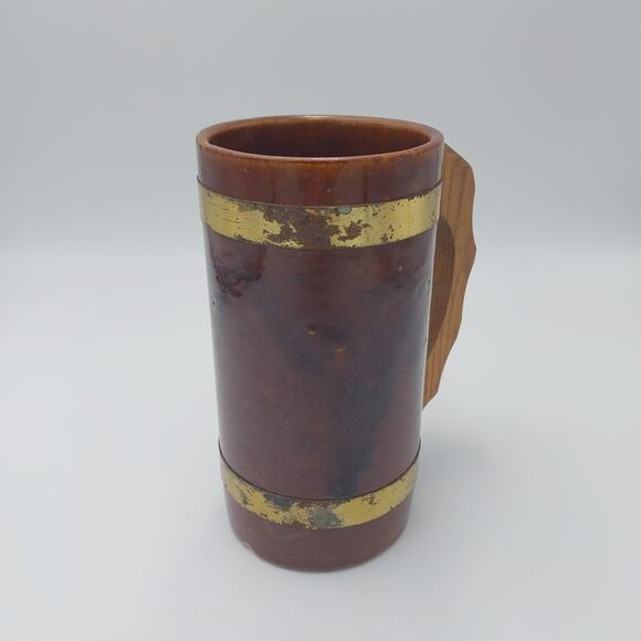 Vintage Brown Stoneware 20 Oz Mug with Wood Handle and Gold Ban - Picture 3 of 4